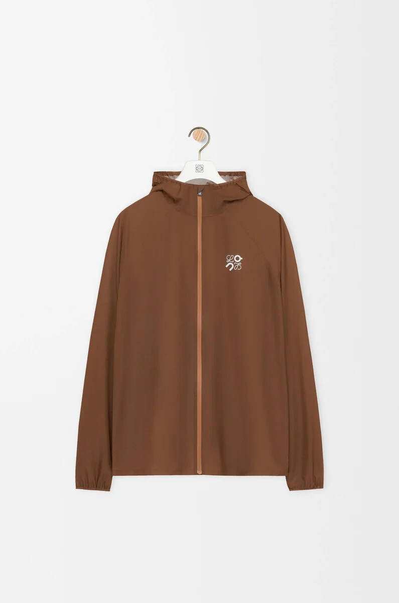 veste ultra en tissu technique couleur caramel