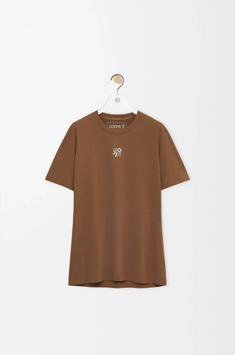 t-shirt technique en jersey couleur caramel