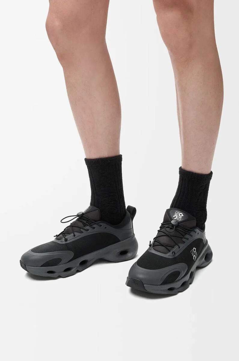 baskets cloudsolo noires