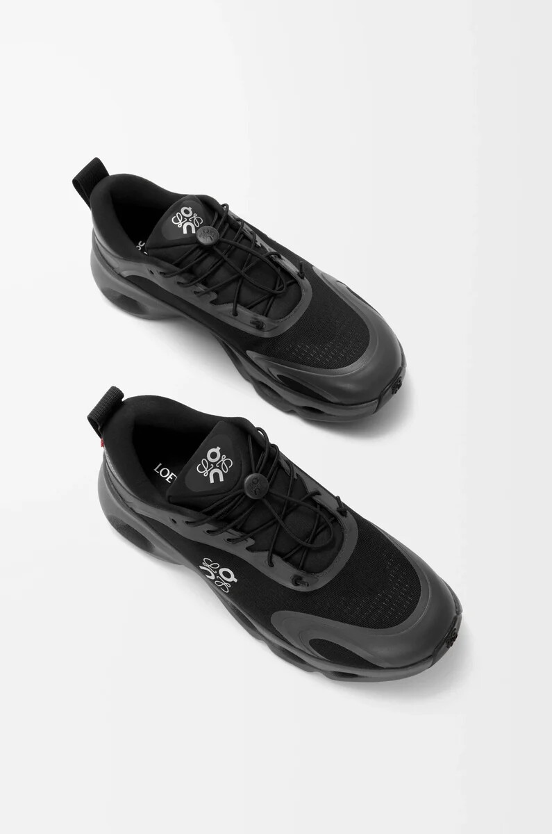 baskets cloudsolo noires