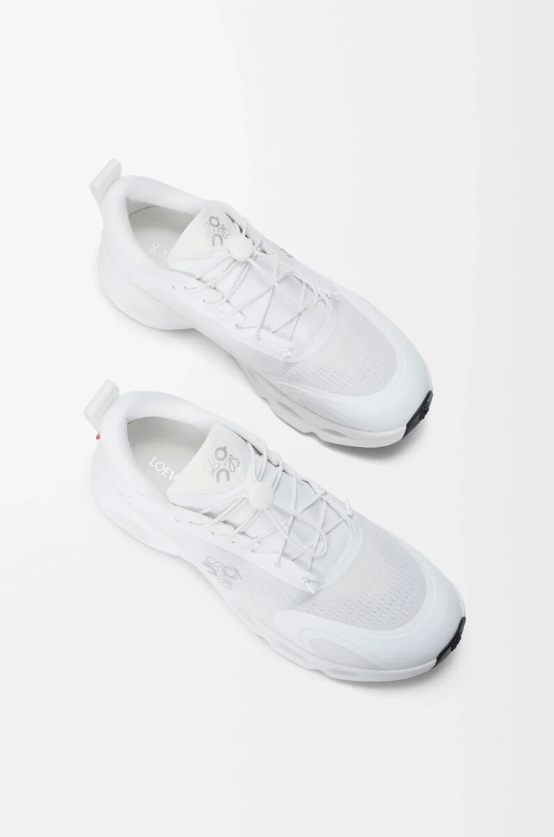 baskets cloudsolo blanchesgris clair